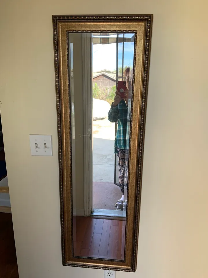 전신거울, 램프, 액자 상태 최상
					무빙세일
					Los Angeles