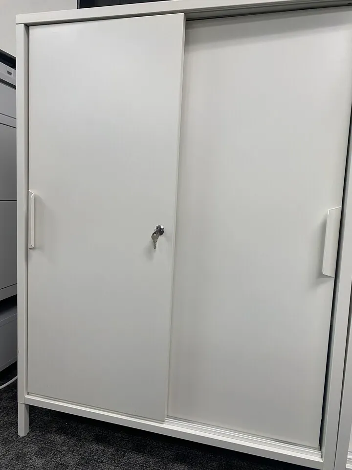 이케아 캐비넷
					가구
					Irvine