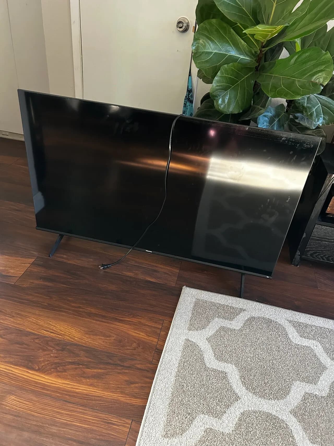 50inch Hesence tv for sale
					전자/가전
					Buena Park