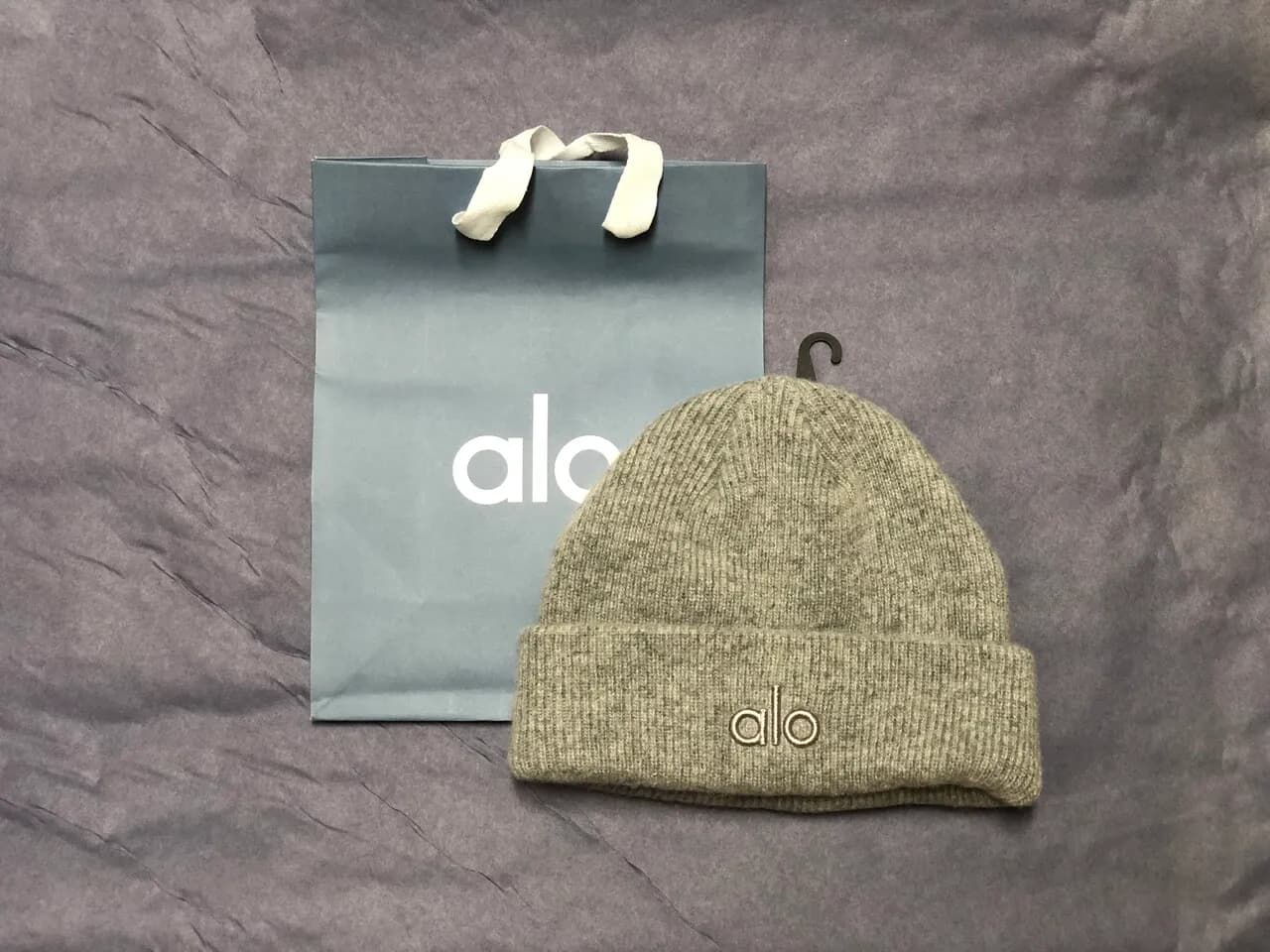 NEW Alo beanie 새제품 Alo 비니 (태그 포함, 원가 $78)
					의류/패션
					Burbank