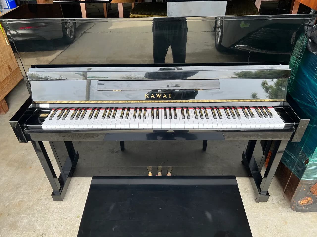 1988 Kawai upright piano 가와이 업라이트 피아노
					무빙세일
					Cerritos