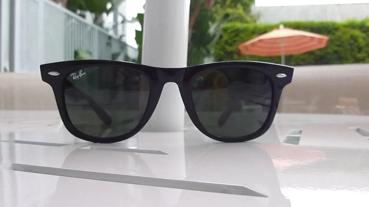 NEW-이태리-레이밴-BLACK/GREEN LENS-선글라스
					의류/패션
					Los Angeles