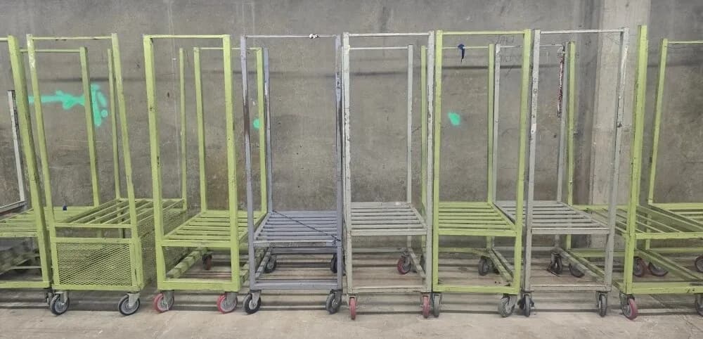 무빙 렉, CARTS, FABRIC RACK
					무빙세일
					Los Angeles