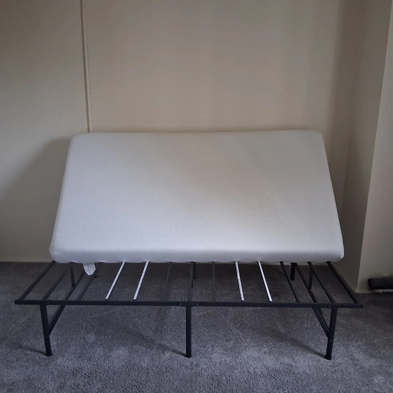 (개별판매 급매) 매트리스(싱글) 의자 스툴 체중계 헤어드라이기 토너
					무빙세일
					Los Angeles