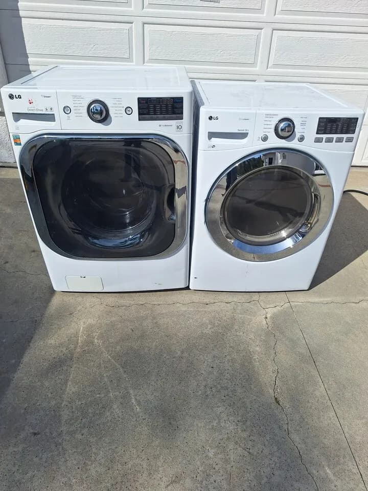 LG 대용량 세탁기와 레귤러 가스건조기
					전자/가전
					LA