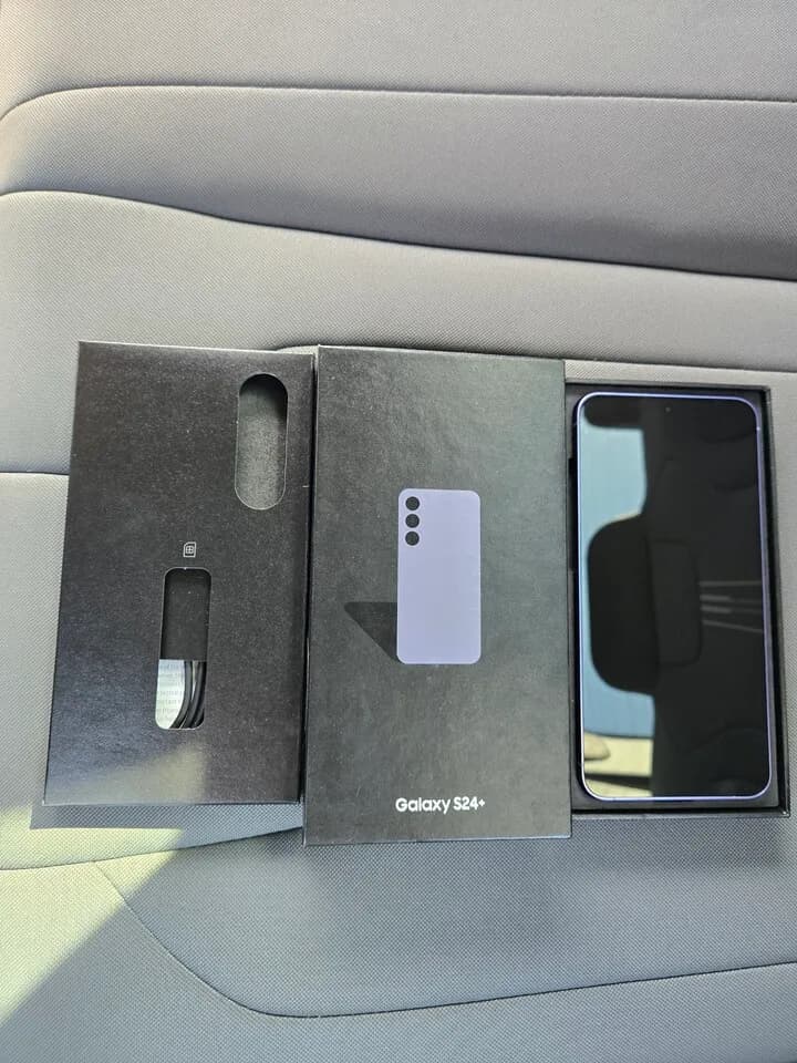 핸드폰 팝니다.
					전자/가전
					Cypress