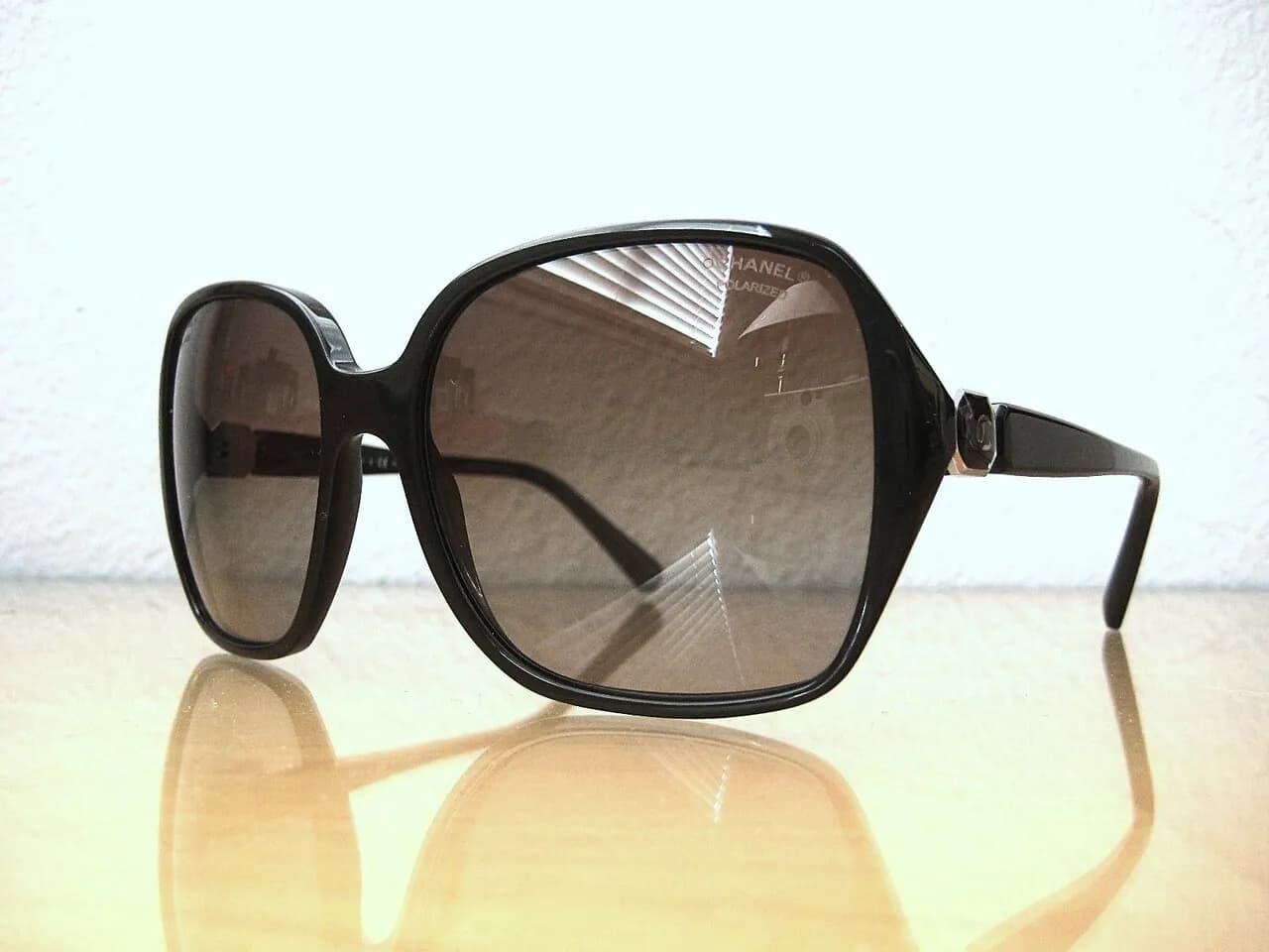 처분세일 명품 샤넬 Polarized Sunglasses 여성용 새거 진품
					의류/패션
					Norwalk