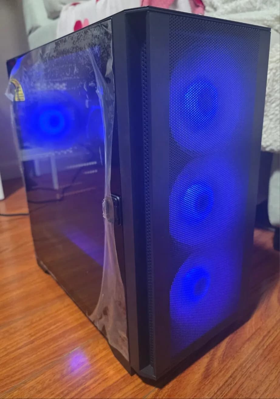 새 제품으로 커스텀 조립한 컴퓨터 판매합니다. M-ATX Size
					전자/가전
					Los Angeles