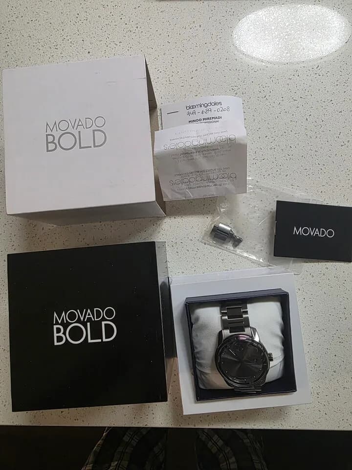 42.5mm Movado Bold Watch
					의류/패션
					La Habra/ontario Ca