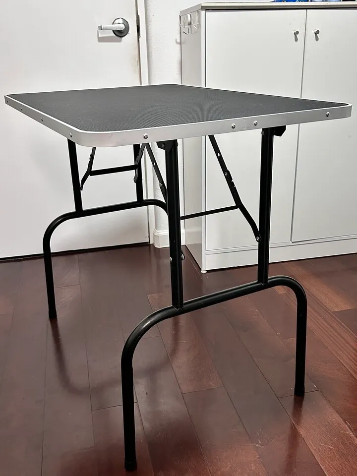 애견 애묘 이발 접이식 테이블 +애견용 터보 드라이기 + 중견이상용 침대
					무빙세일
					Los Angeles