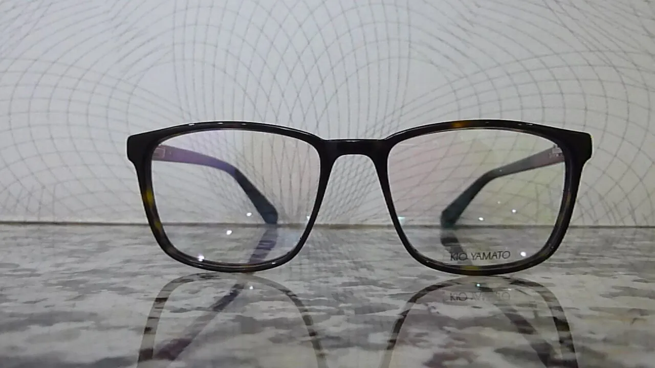 NEW-일본-키오야마토-안경테- 2COLORS
					의류/패션
					Los Angeles