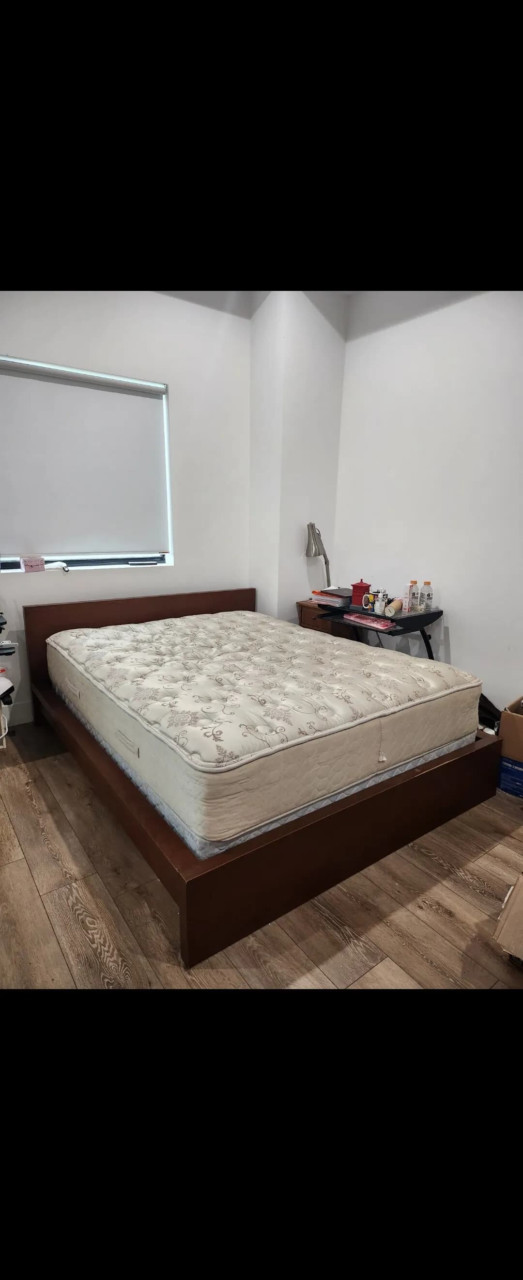 퀸 매트리스 + 베드 프레임
					무빙세일
					Buena Park