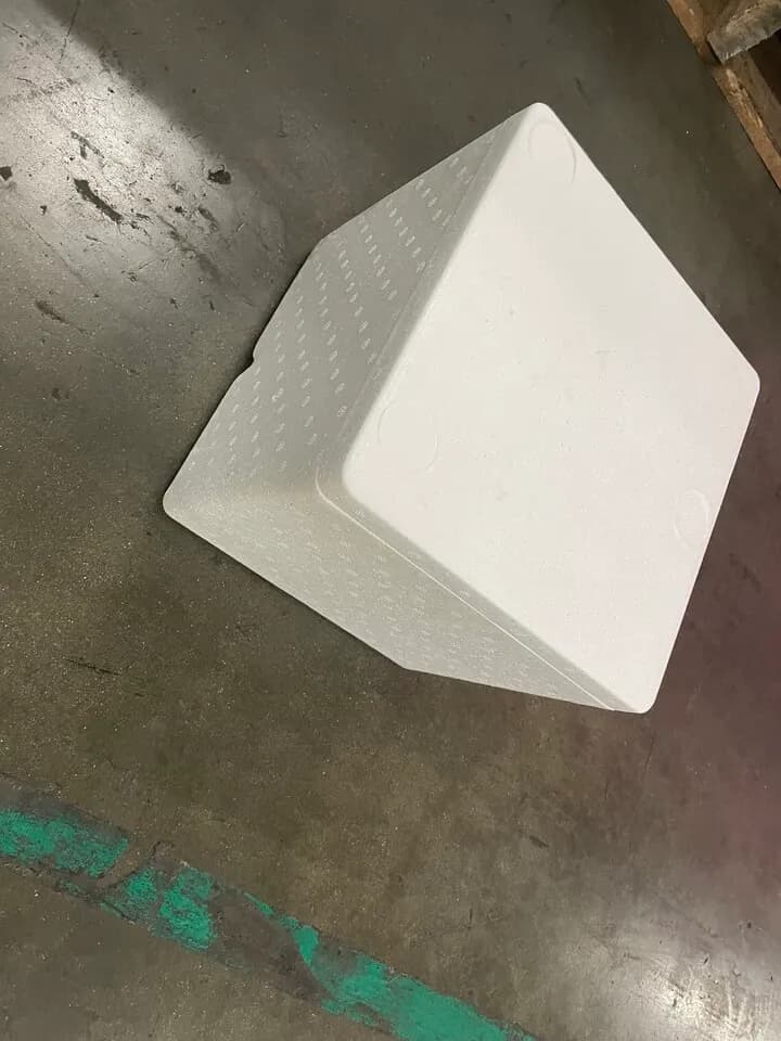 Styrofoam 팝니다.
					기타
					Montebello