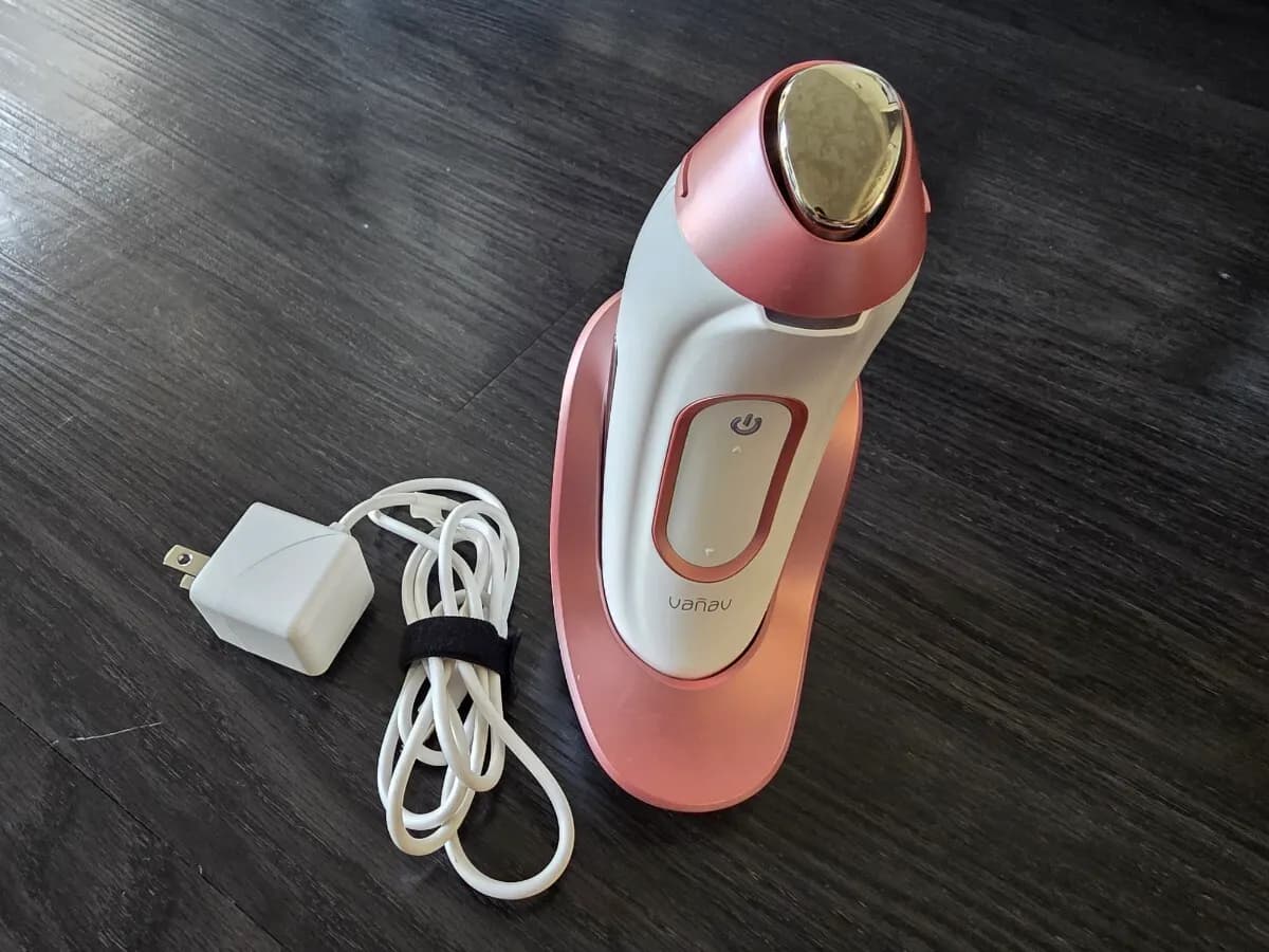 Vanav 얼굴 디바이스 팝니다.
					무빙세일
					Dtla