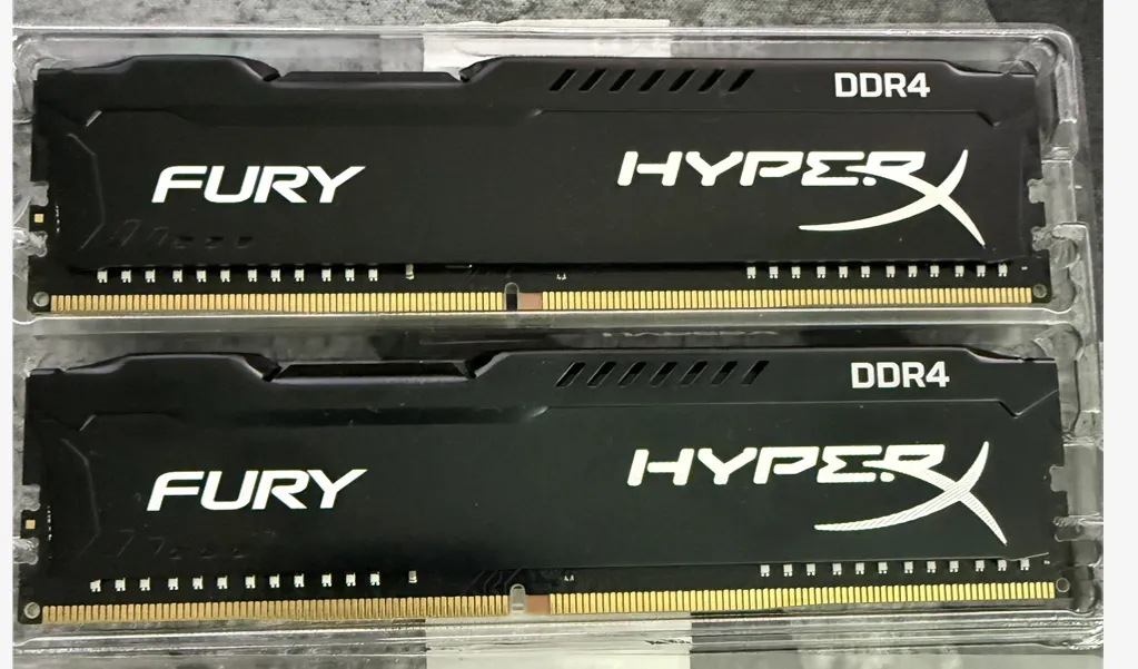 Kingston 16기가 RAM (2x8gb) HyperX Fury DDR4-2933 팝니
					전자/가전
					La 한인타운