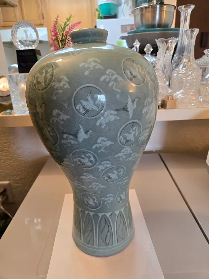 청자 매병과 주병 (도자기 2점)
					무빙세일
					Buena Park