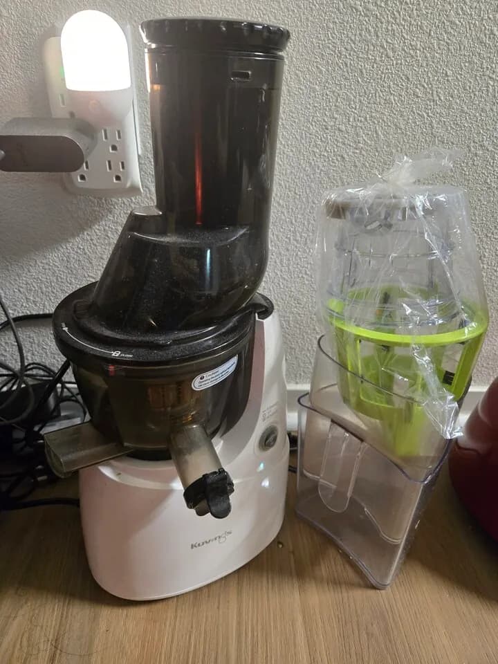 과일 야채 착즙기 팝니다
					전자/가전
					Los Angeles