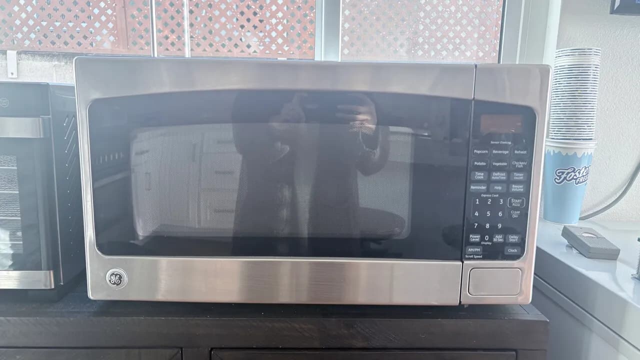 큰 마이크로 오븐 Large Microwave Oven 네고 가능
					무빙세일
					Koreatown Los Angeles [한인타운]
