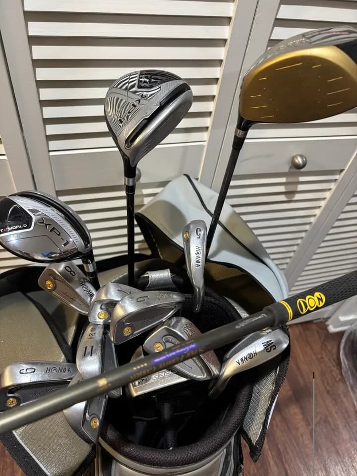 HONMA Man GOLF LB-280 4star 24K gold
					운동/건강
					Los Angeles