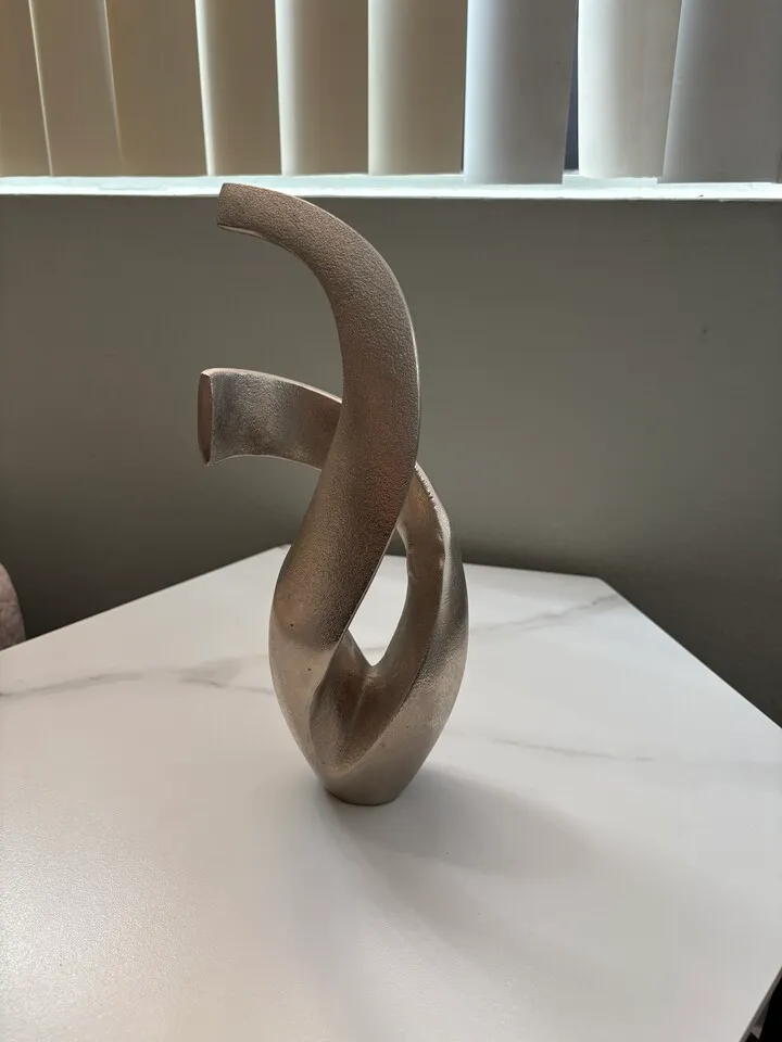 장식소품
					무빙세일
					LA