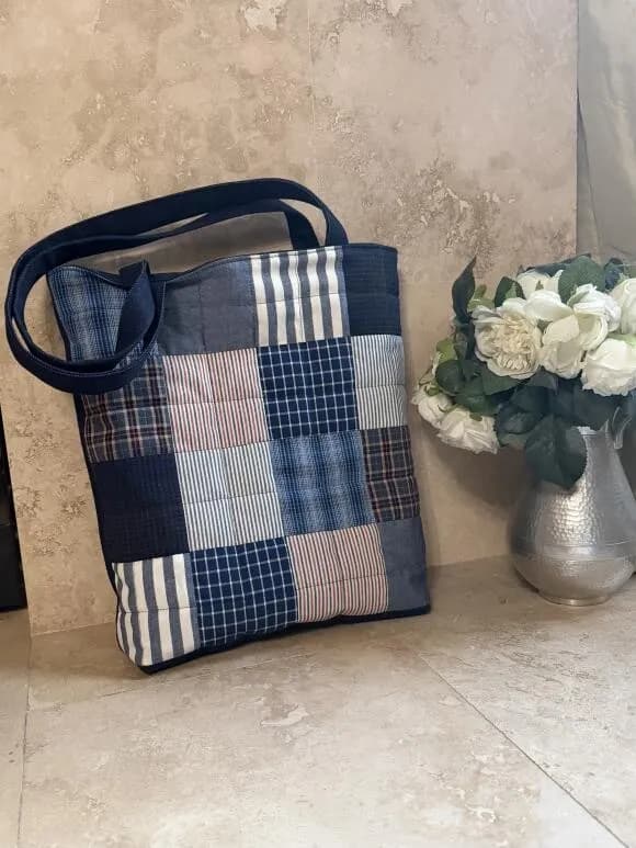 핸드메이드)블루체크원단 퀼트가방 (56불(쉽포함
					의류/패션
					Cypress