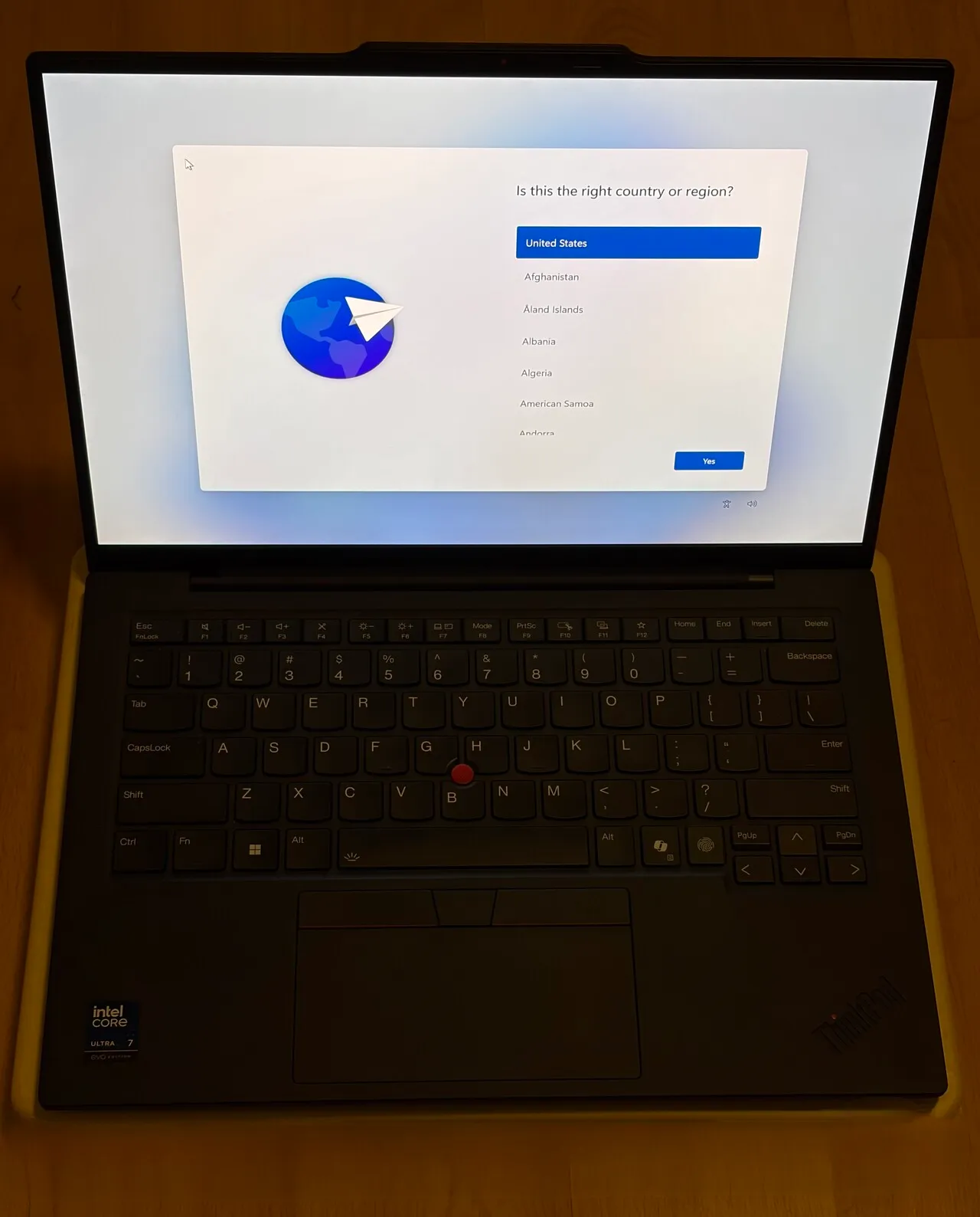 레노버 노트북 Thinkpad x1 carbon gen 13
					전자/가전
					Los Angeles, Oc