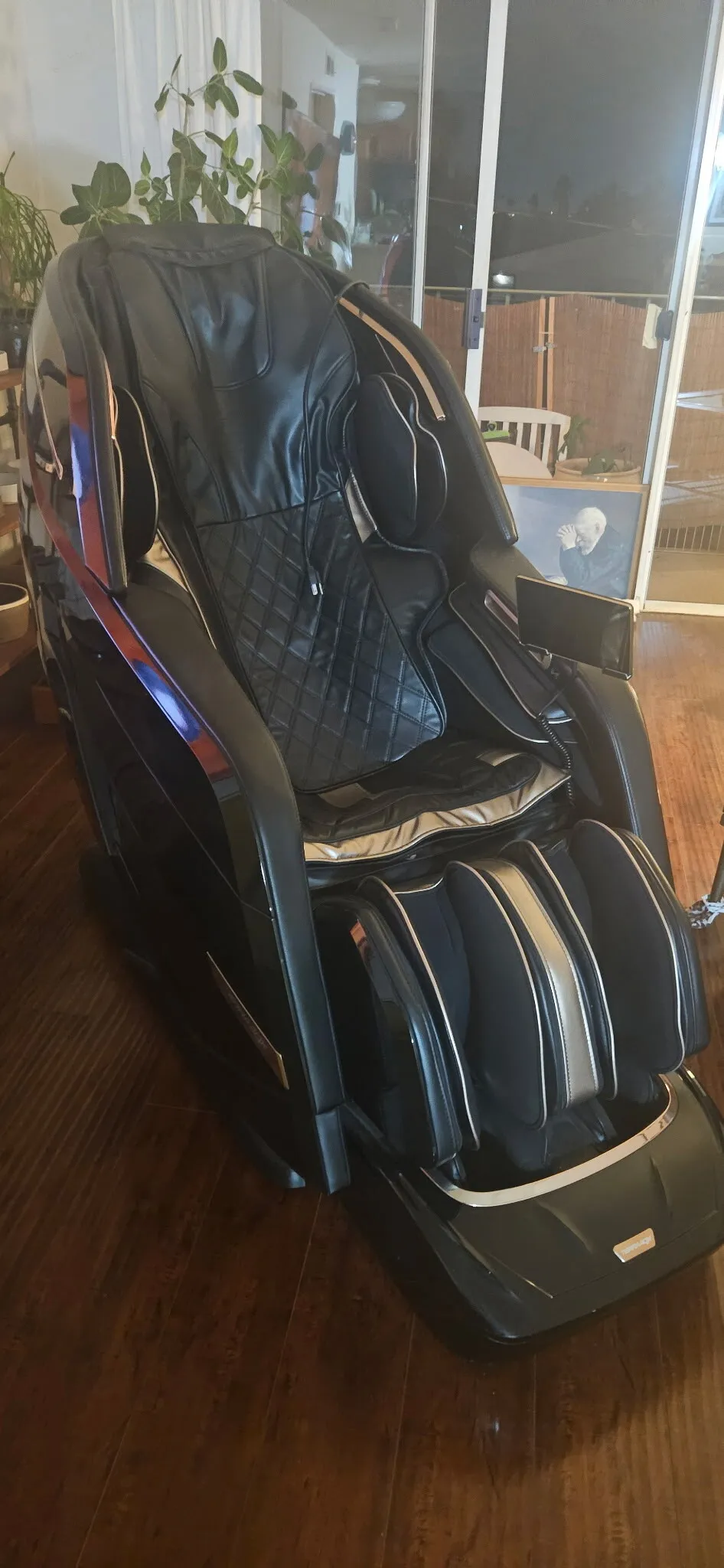 마사지의자 body-tech
					기타
					LA