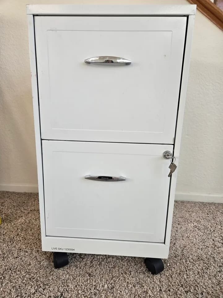 2-tier cabinet new
					가구
					Buena Park