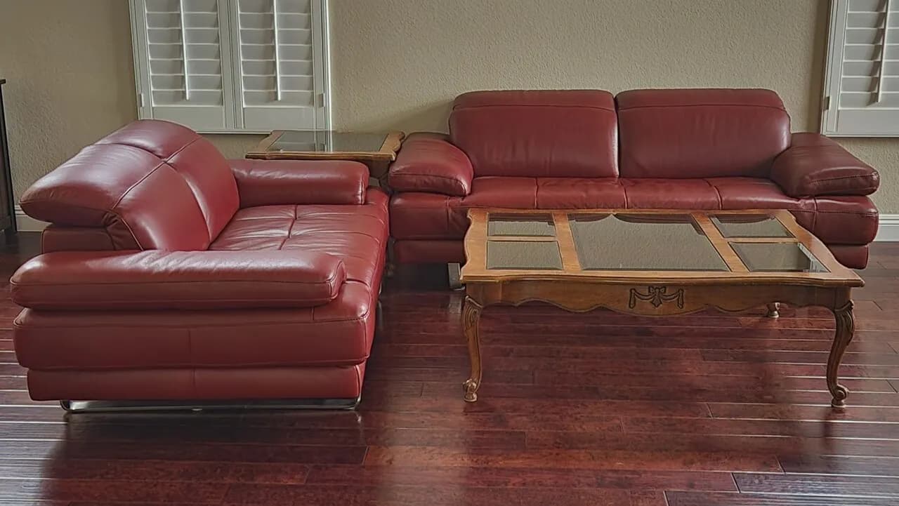 소파, 거실테이블 팝니다.
					가구
					San Diego