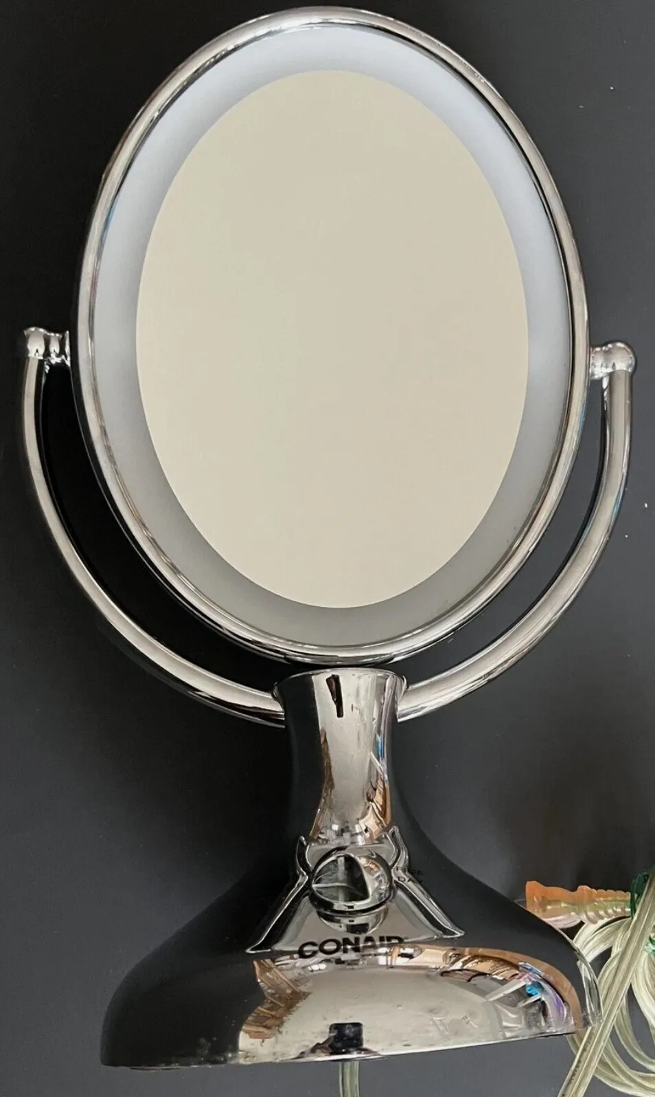 메이크업 확대 미러 Makeup Mirror
					무빙세일
					Koreatown