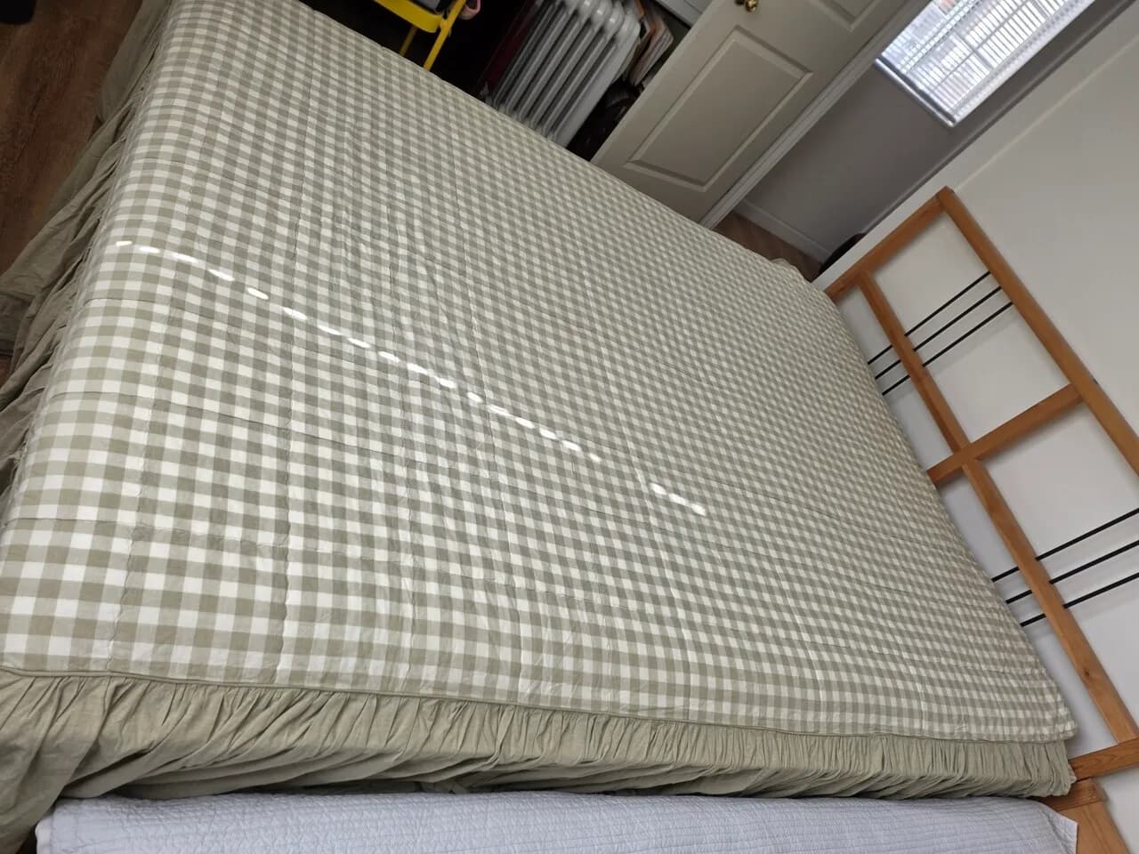 퀸사이즈 침대, 매트리스
					가구
					Los Angeles