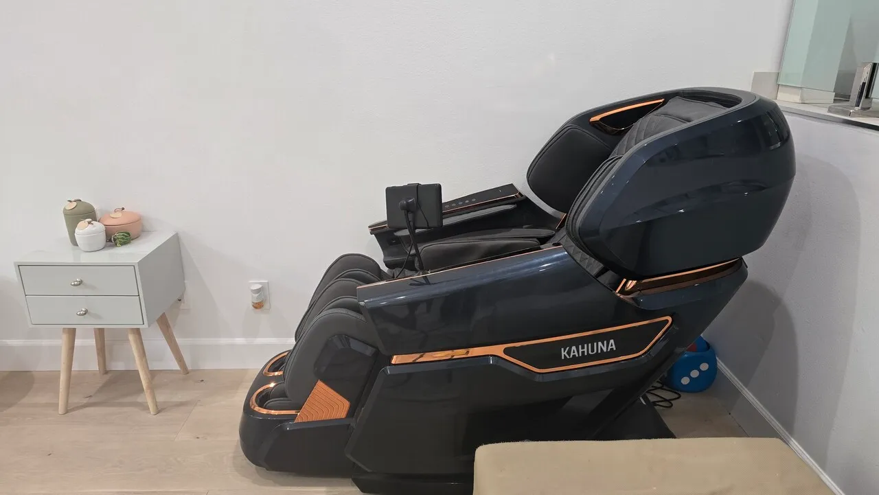 Kahuna Massage Chair
					무빙세일
					Marina Del Rey