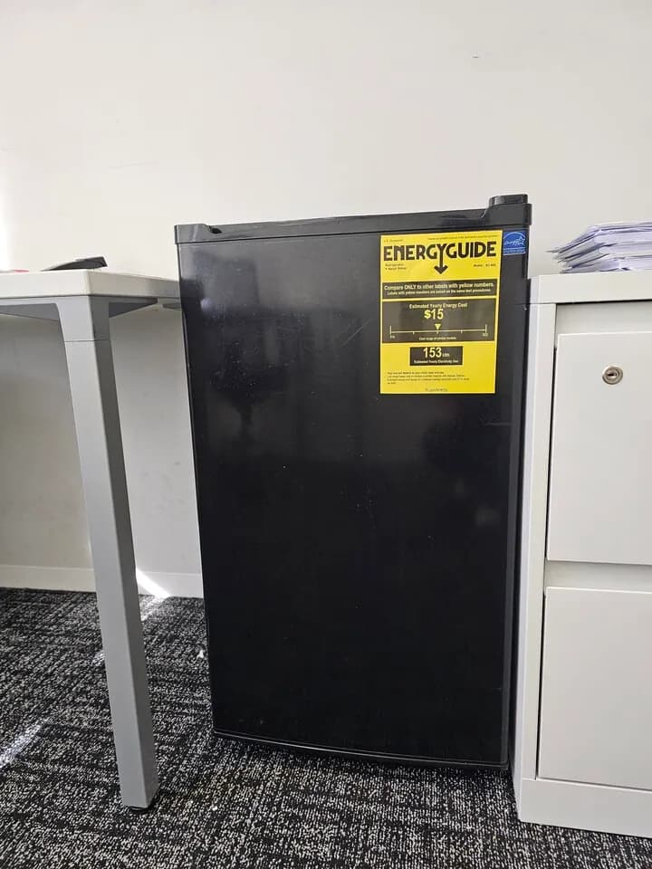 미니 냉장고
					무빙세일
					Los Angeles