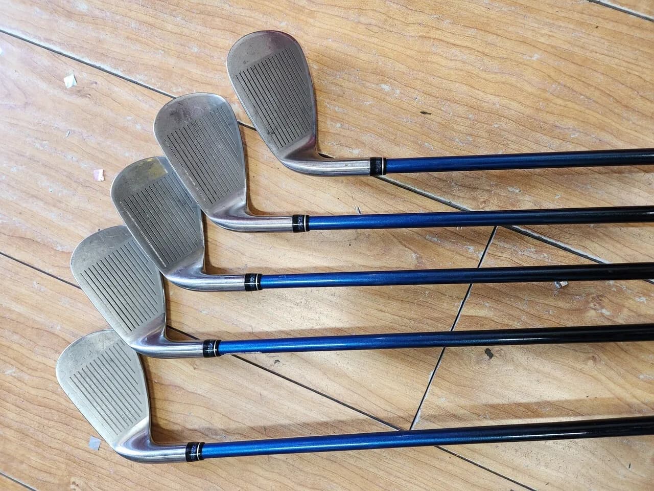 골프 / XXIO 11 ( R 6-P ) $250 & 12 ( R 6-P ) $330
					운동/건강
					Los Angeles