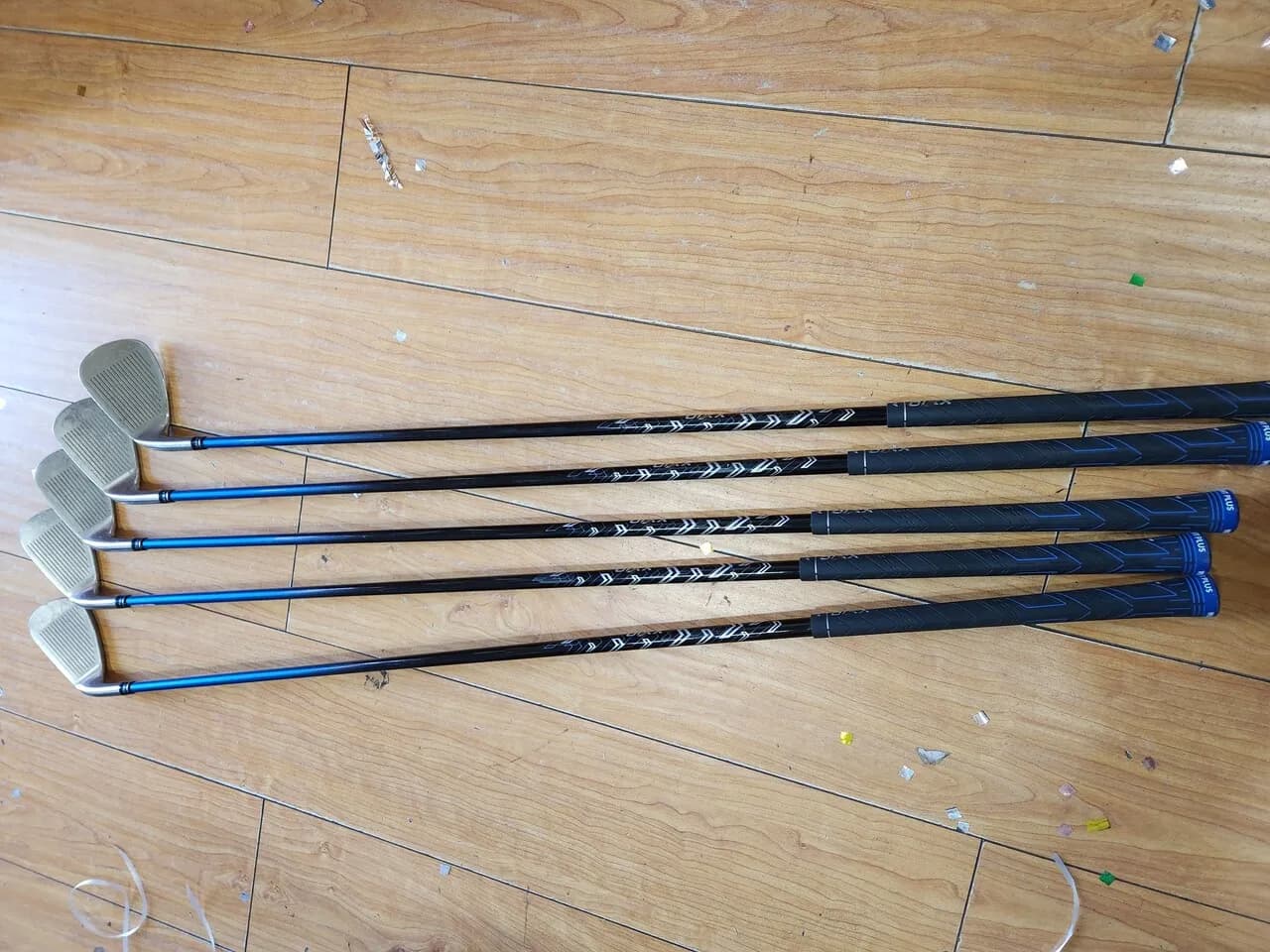 Golf / XXIO 11 ( R 6-P ) $250 & 12 ( R 6-P ) $330
					운동/건강
					Los Angeles