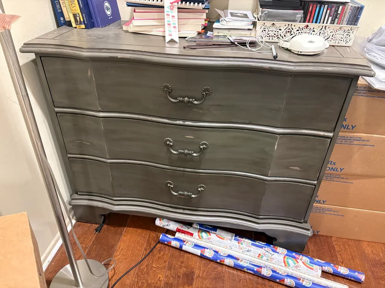 무료나눔(돌침대, 서랍장)
					무료나눔
					Cypress