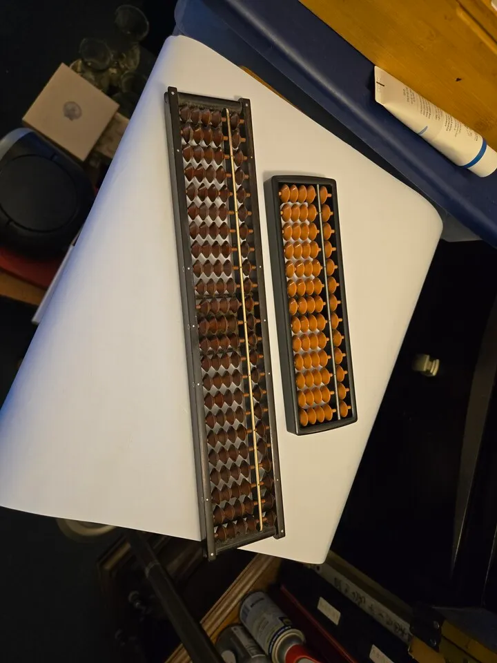 주판 2개
					무빙세일
					Buena Park