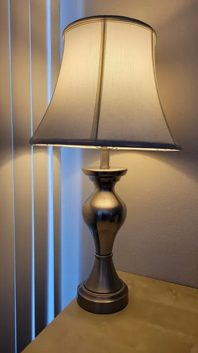 $10 다양한 아이템 판매합니다
					무빙세일
					Los Angeles