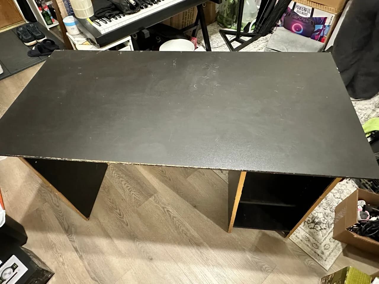 책상, 컴퓨터 모니터
					무빙세일
					한인타운 Koreatown