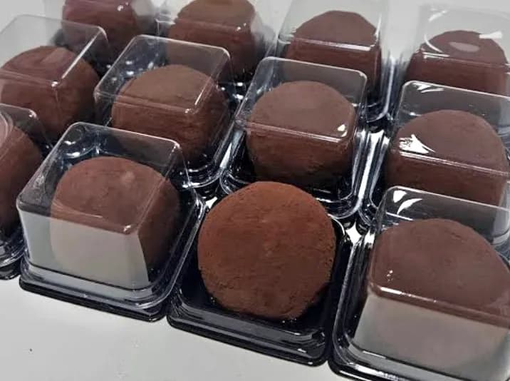 엘에이 두바이 쫀득 쿠키
					기타
					Los Angeles