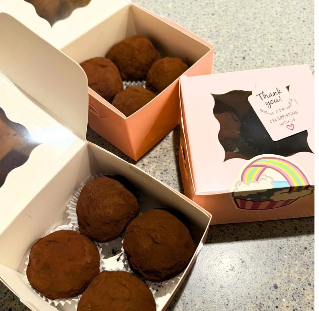 두쫀쿠 빵집과 다른 맛
					기타
					엘에이