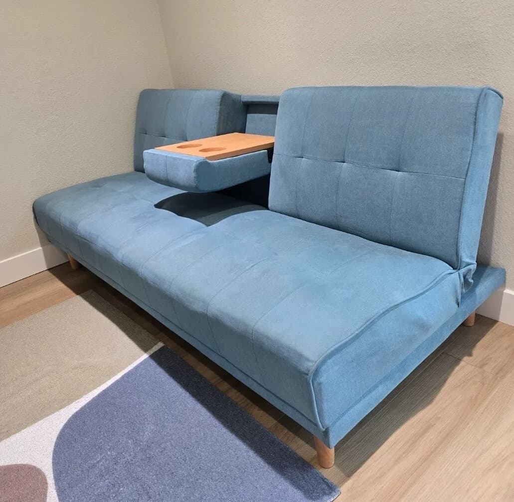 4인용 원목식탁 & 소파베드
					가구
					Cypress