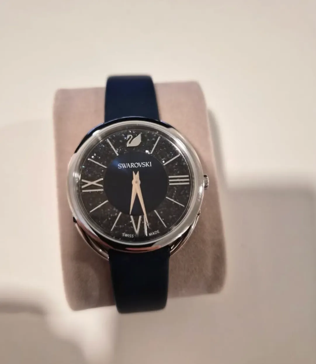 비비안웨스트우드, 스왈로브스키 여성 시계 팝니다 vivienne westwood, swarovski women watch
					의류/패션
					Los Angeles