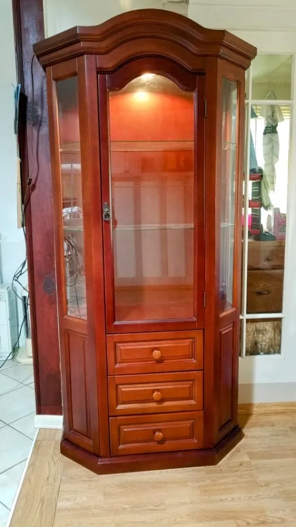 와인장식장
					가구
					LA