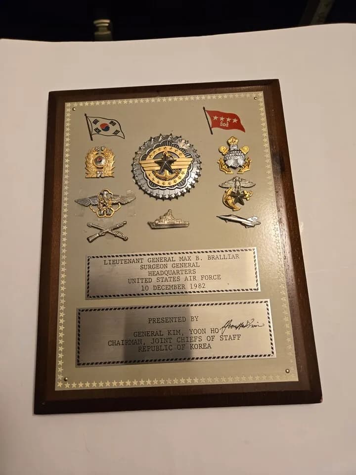 합찹의장 감사패
					무빙세일
					Buena Park