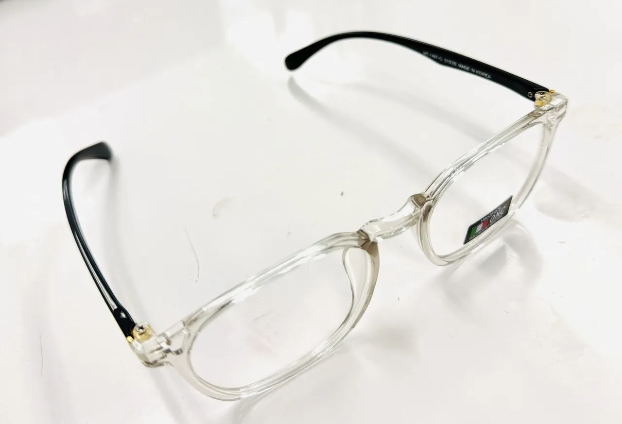 안경마을에서 안경테와 안경렌즈 저렴한 가격판매
					의류/패션
					Los Angeles