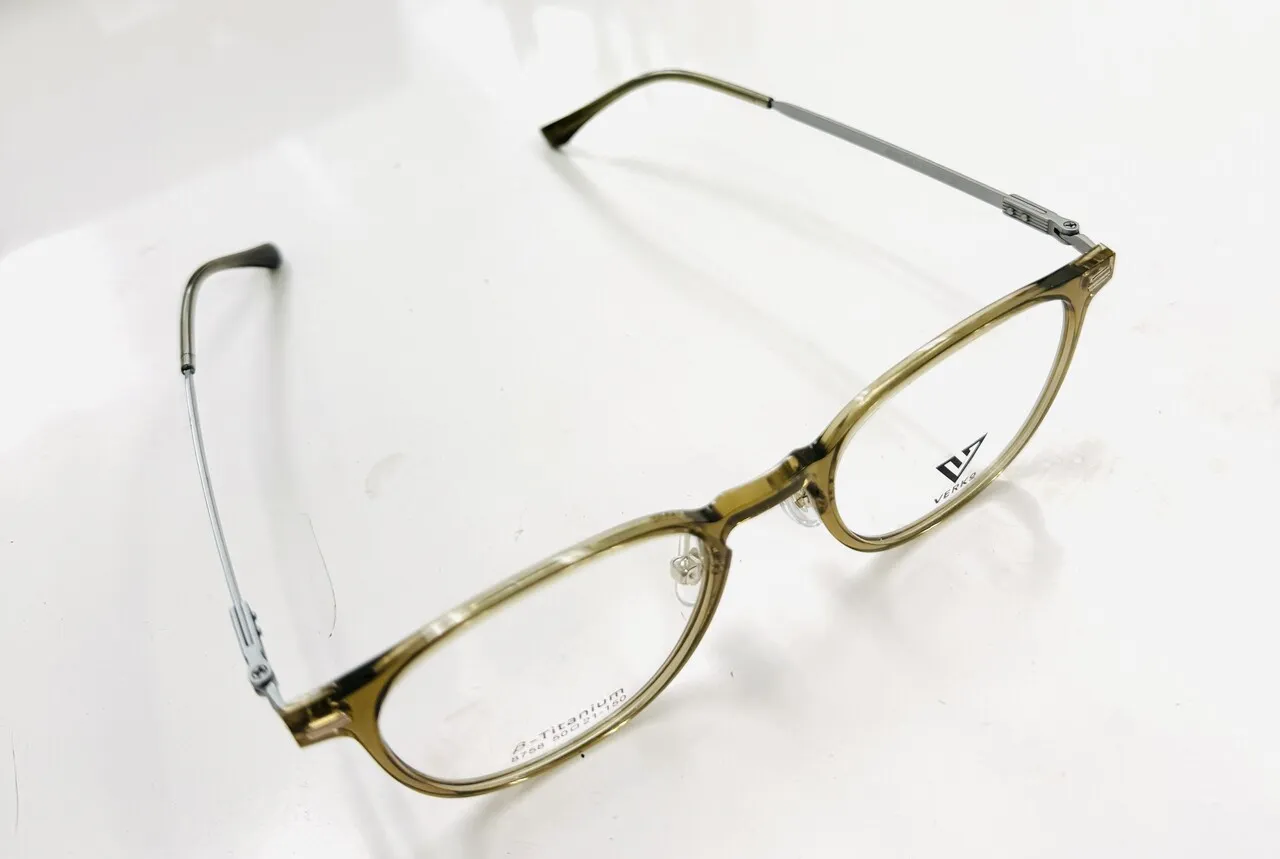 안경마을에서 안경테와 안경렌즈 저렴한 가격판매
					의류/패션
					Los Angeles