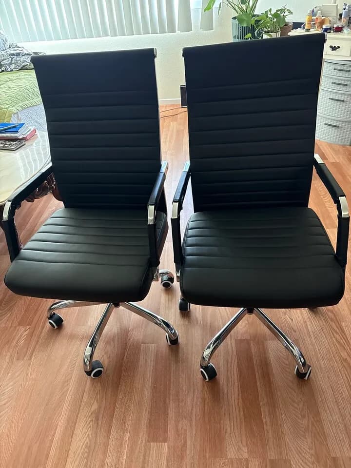 사무용 의자
					가구
					Los Angeles