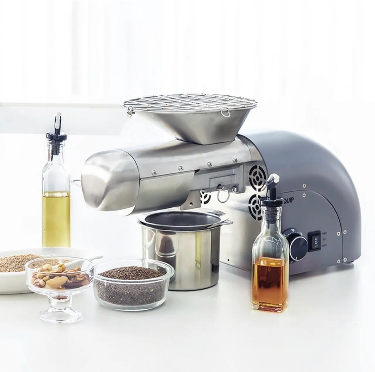 냉압착 생들기름 짜는 기계 최고의 건강식
					전자/가전
					Los Angeles