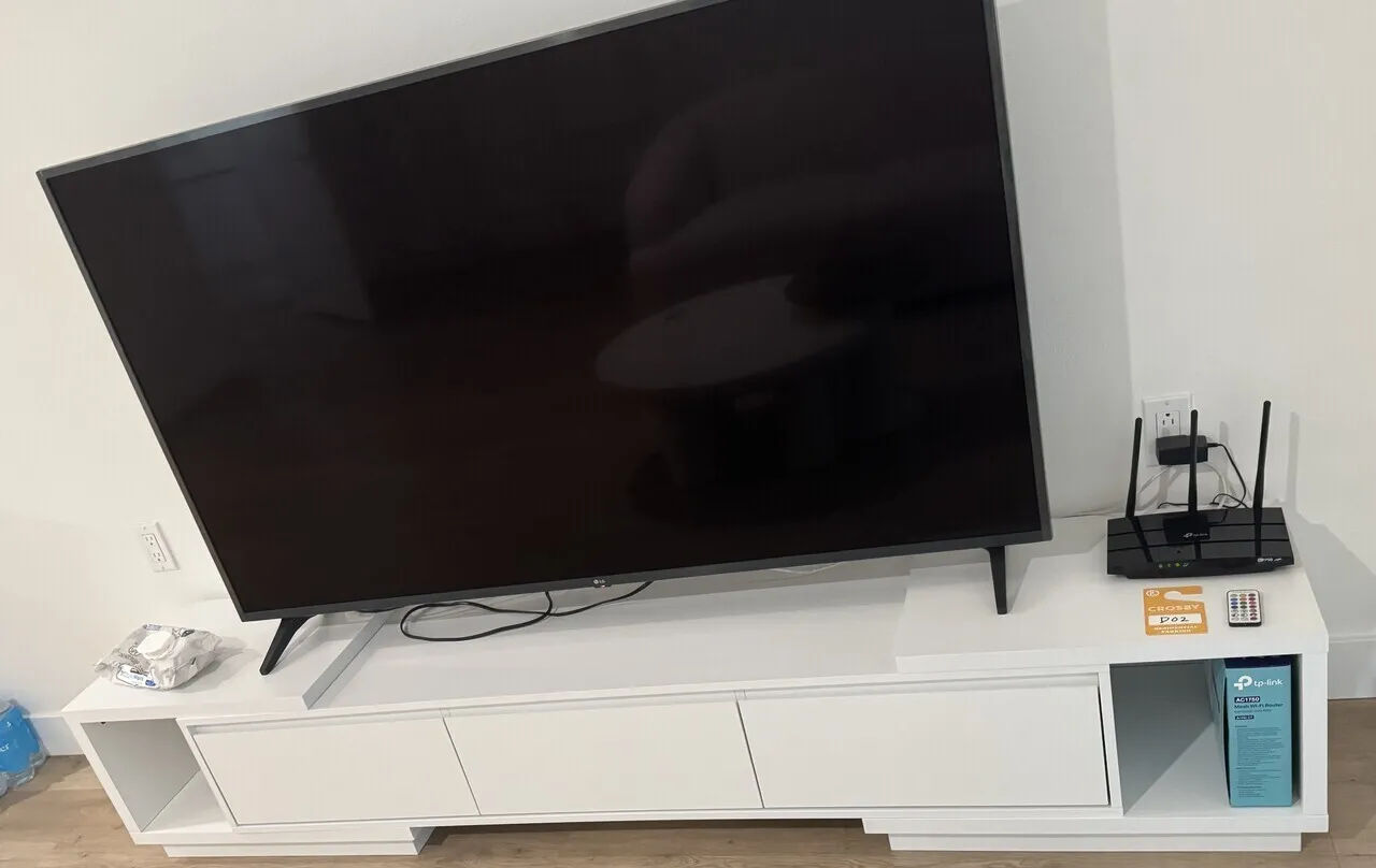 LG 65인치 4K UHD TV 팝니다!
					전자/가전
					Los Angeles